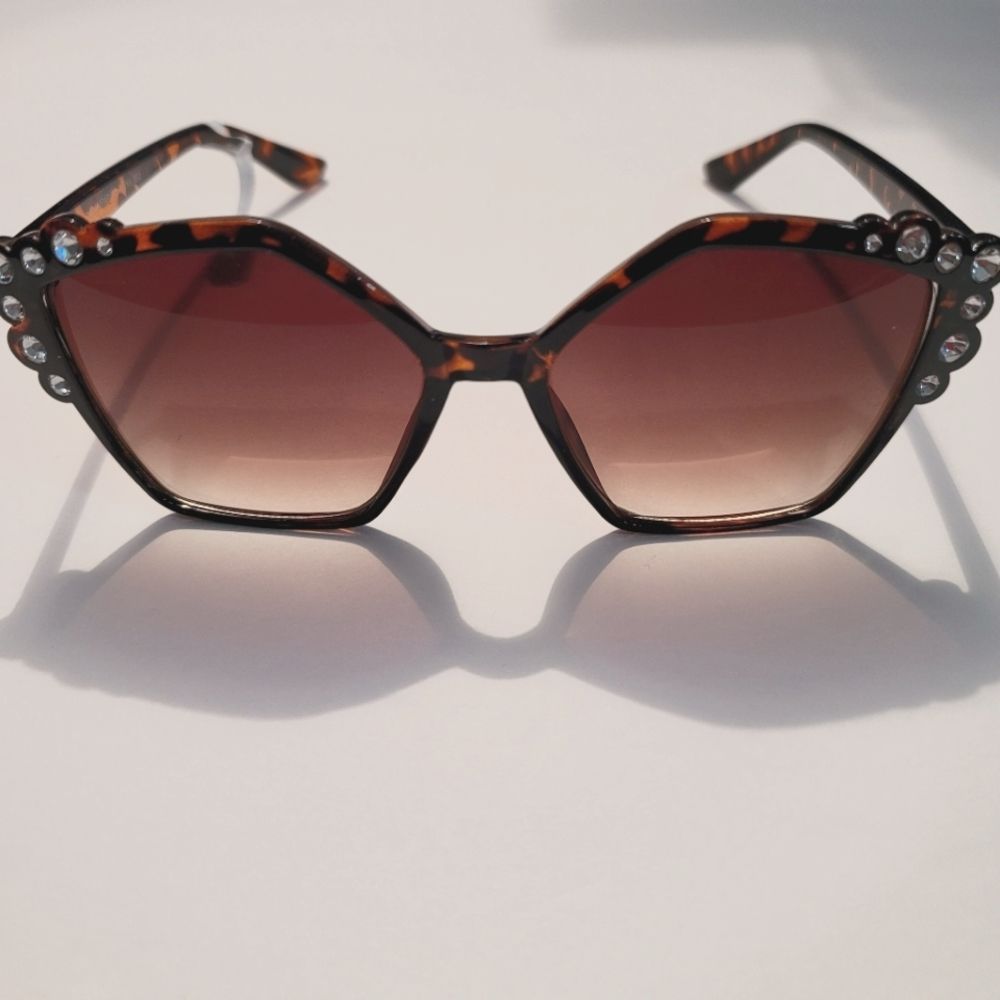 Dark Brown Rhinestone Animal Print Frame Sunglasses 